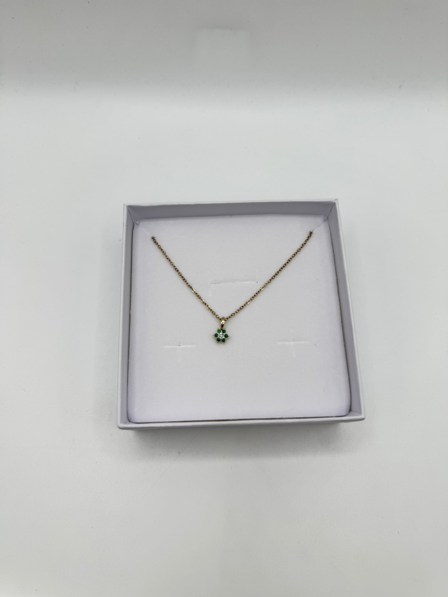 Collana micro fiore mesi dell’anno