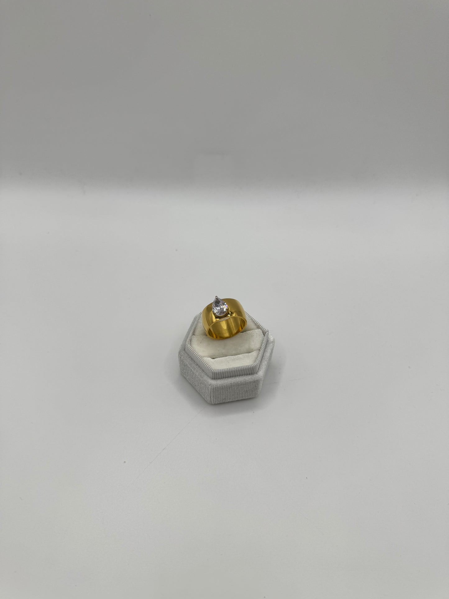Estrelle fascione ring uni a misura 18