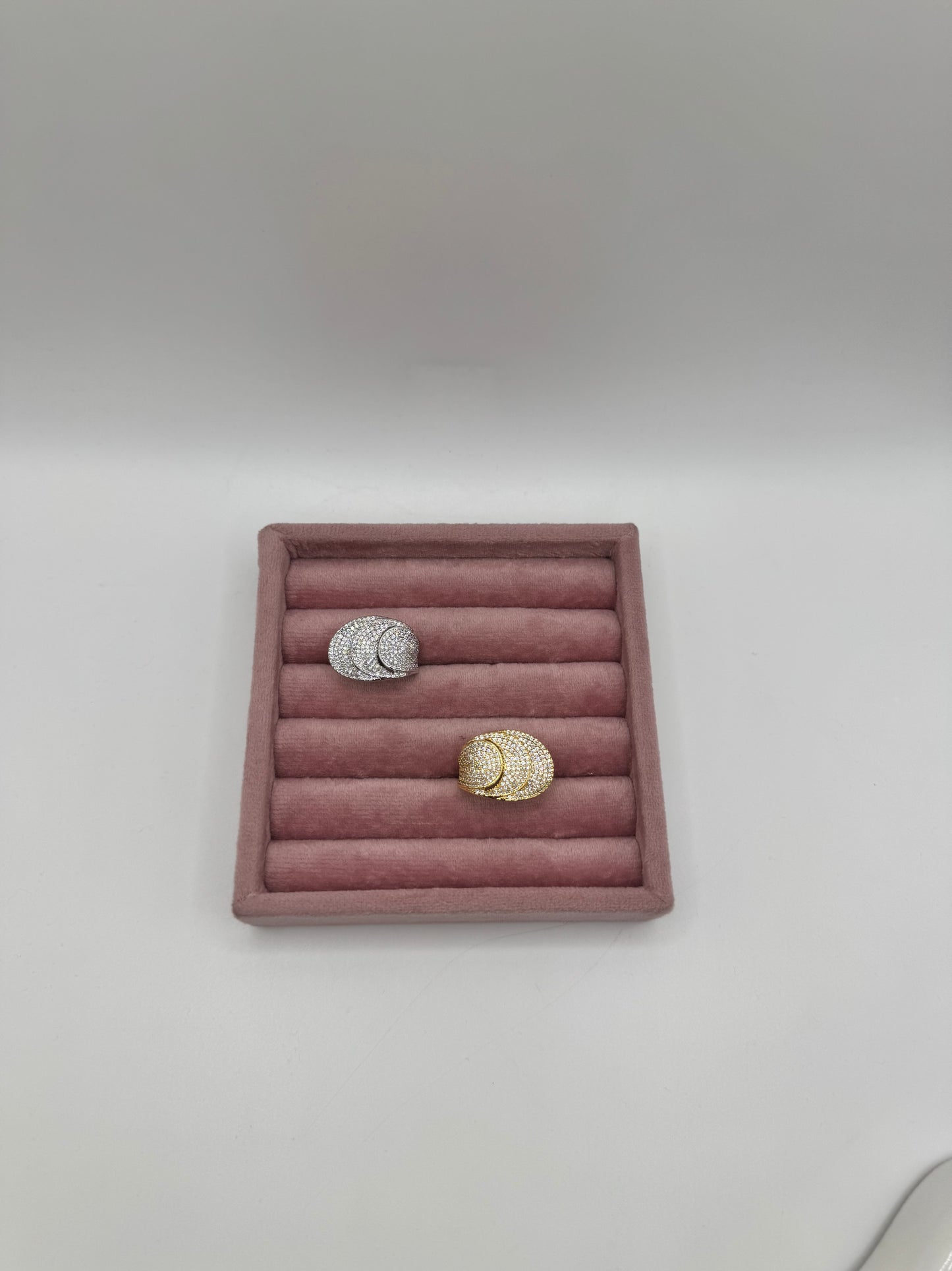 Anello squama pavè