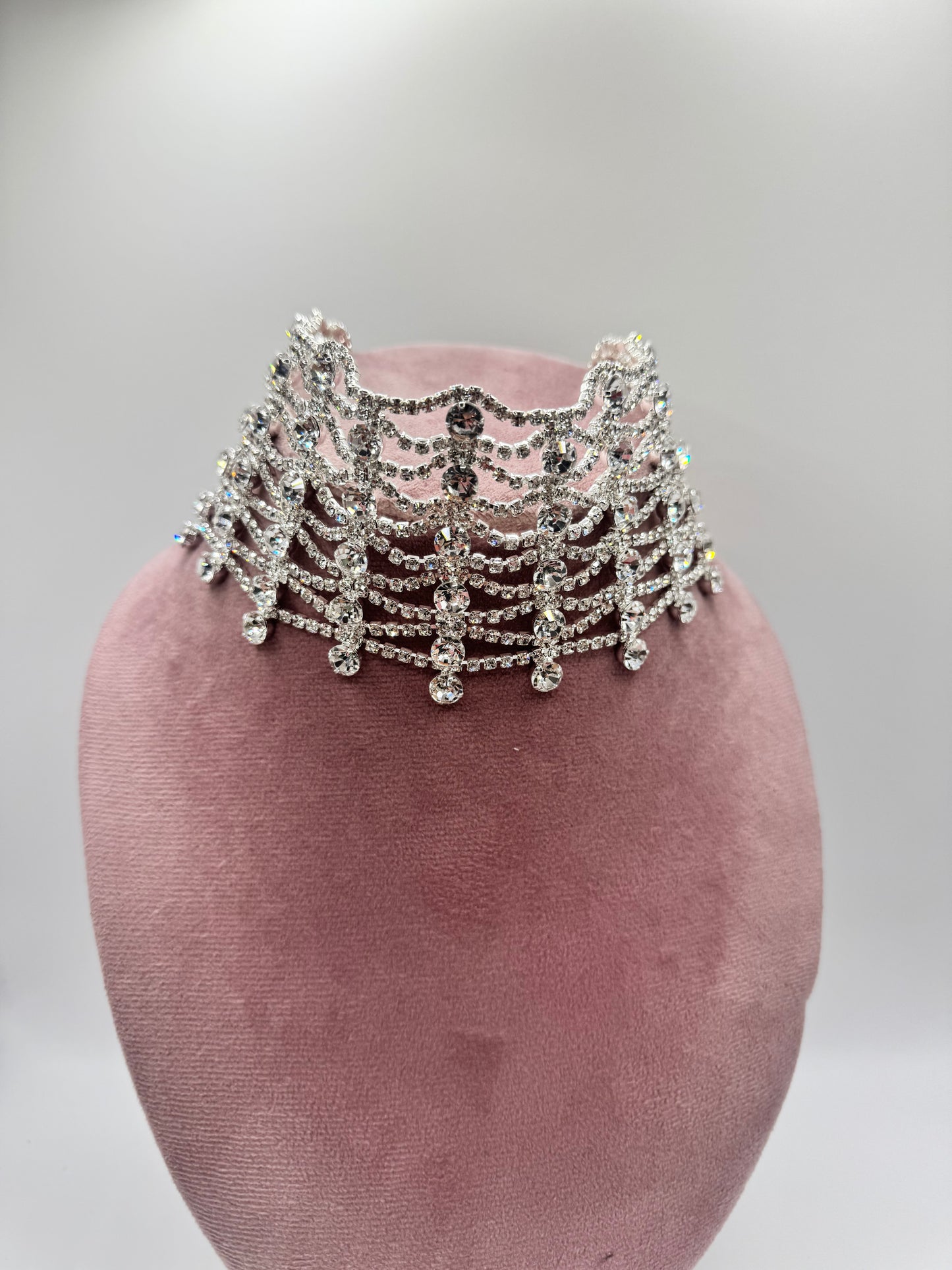 Collier QUEEN