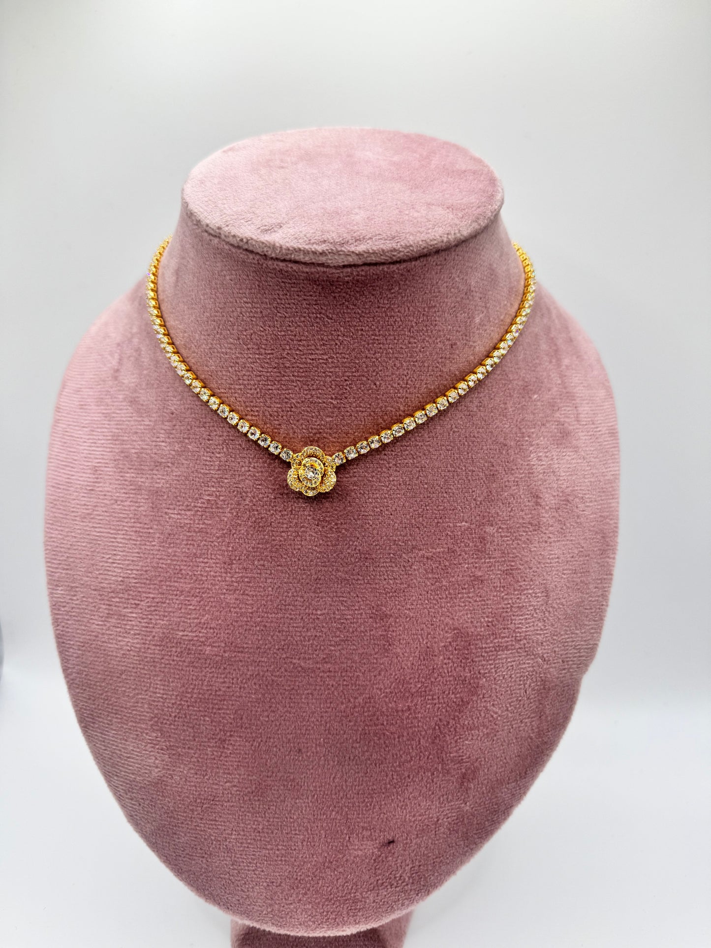 Collier tennis rosa inglese