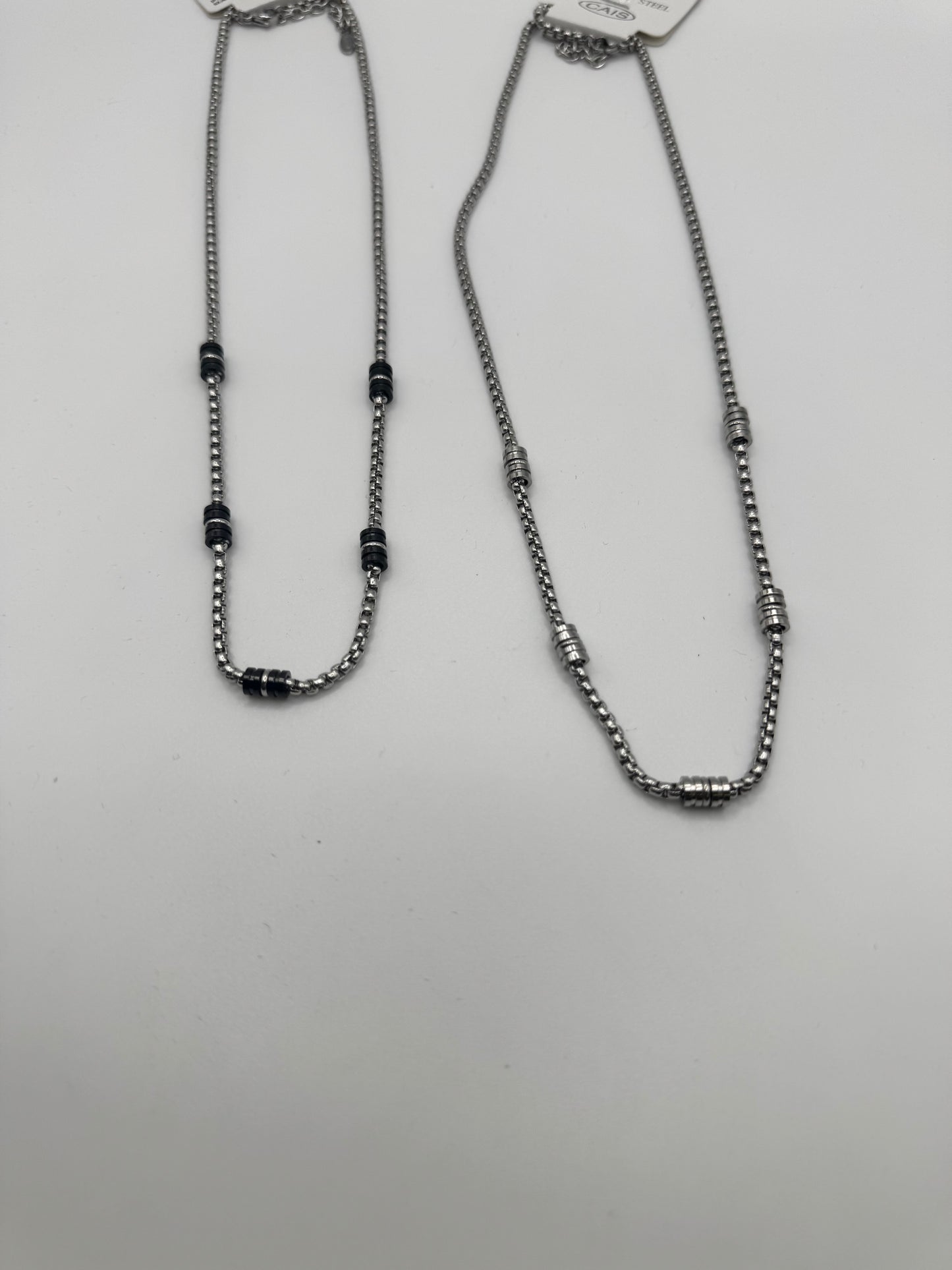 Collana bulloni