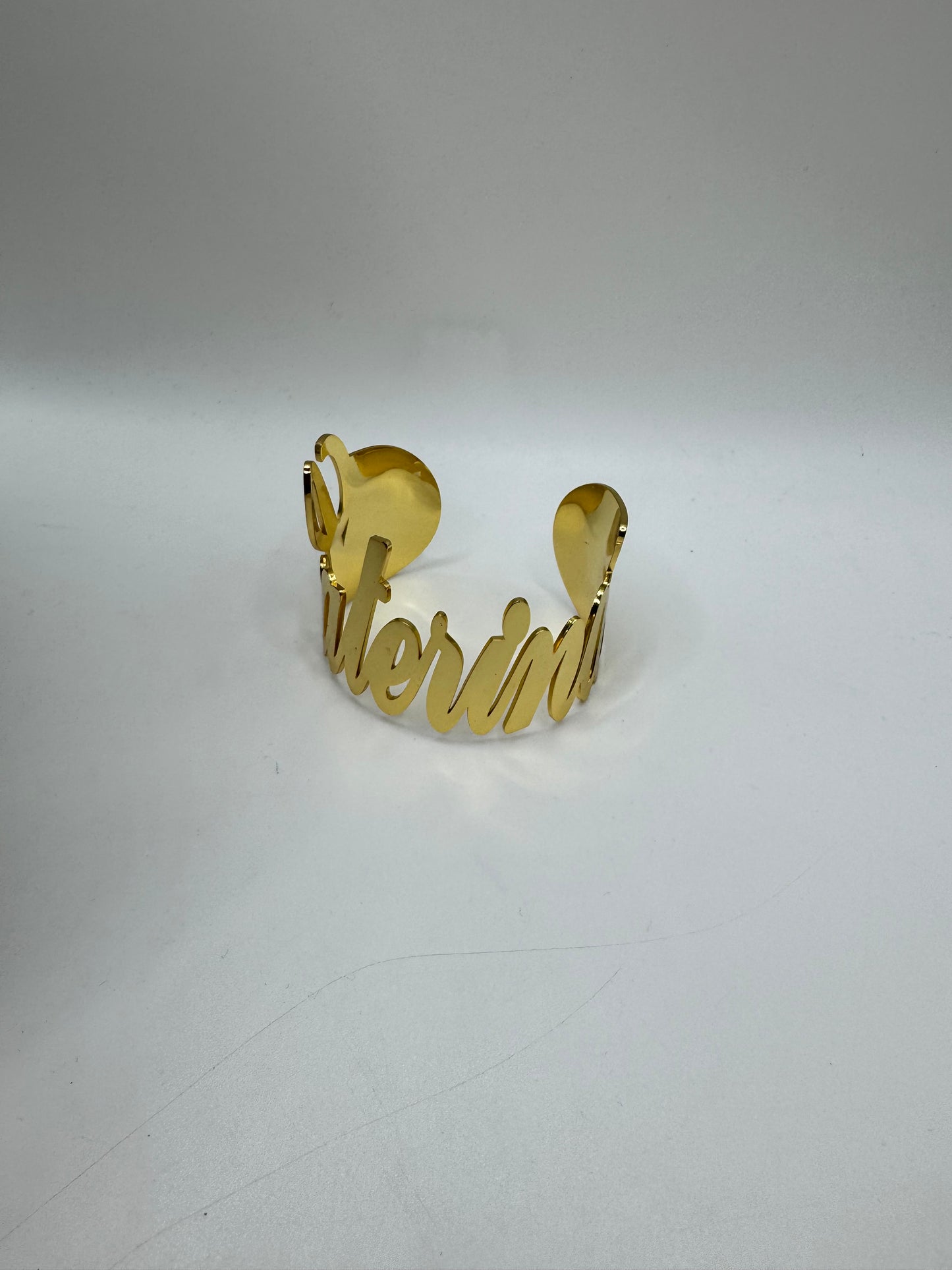 Bracciale personalizzato rigido nome corsivo