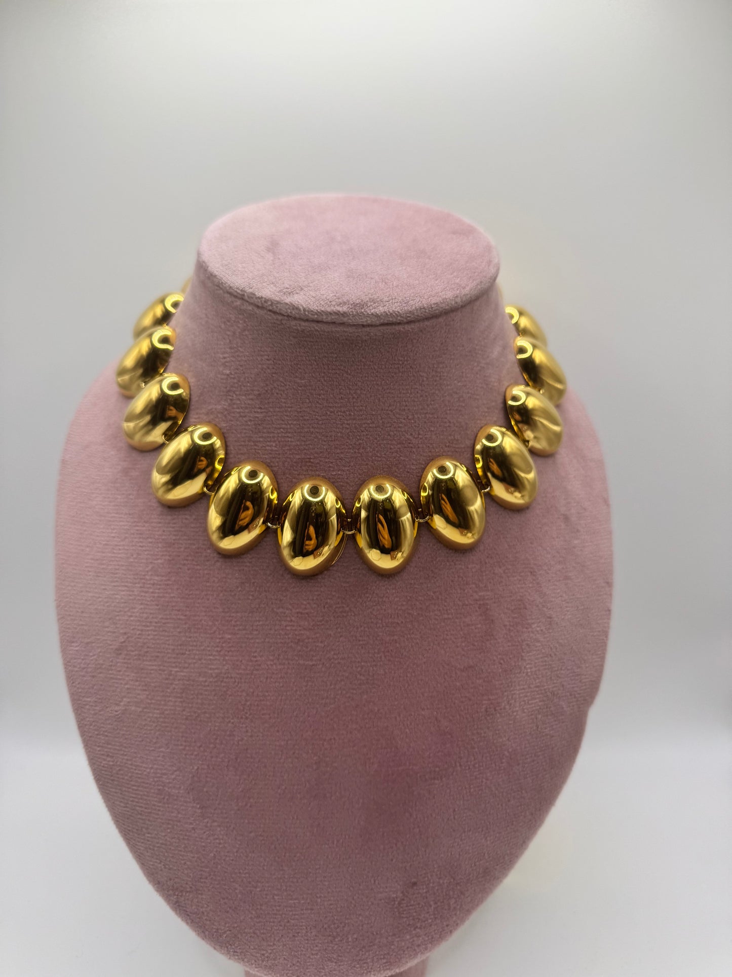 Collier ovali
