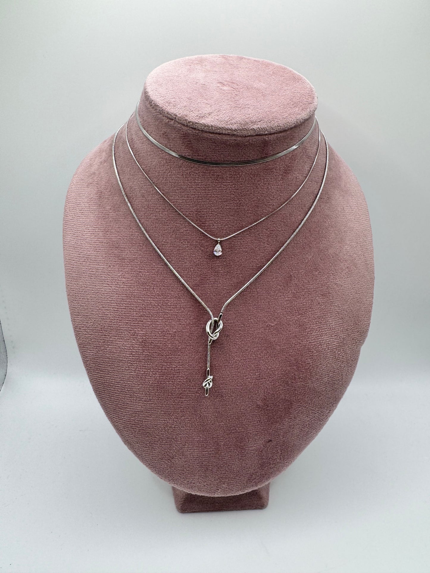 Collana y nodo