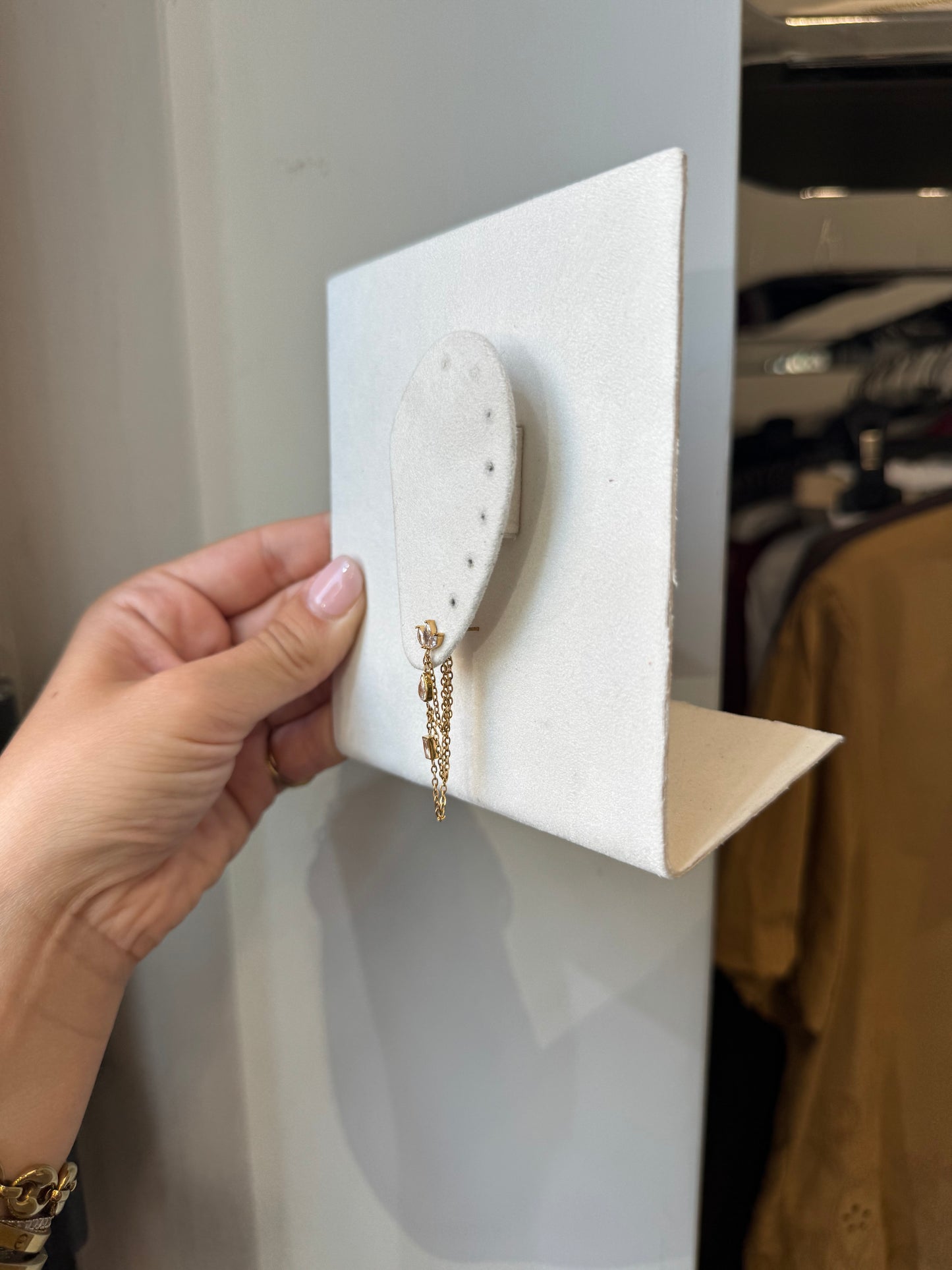 Mono orecchino pendente foglia