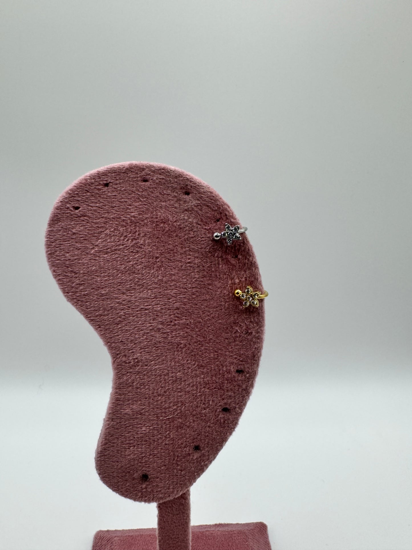 Earcuff mini flower