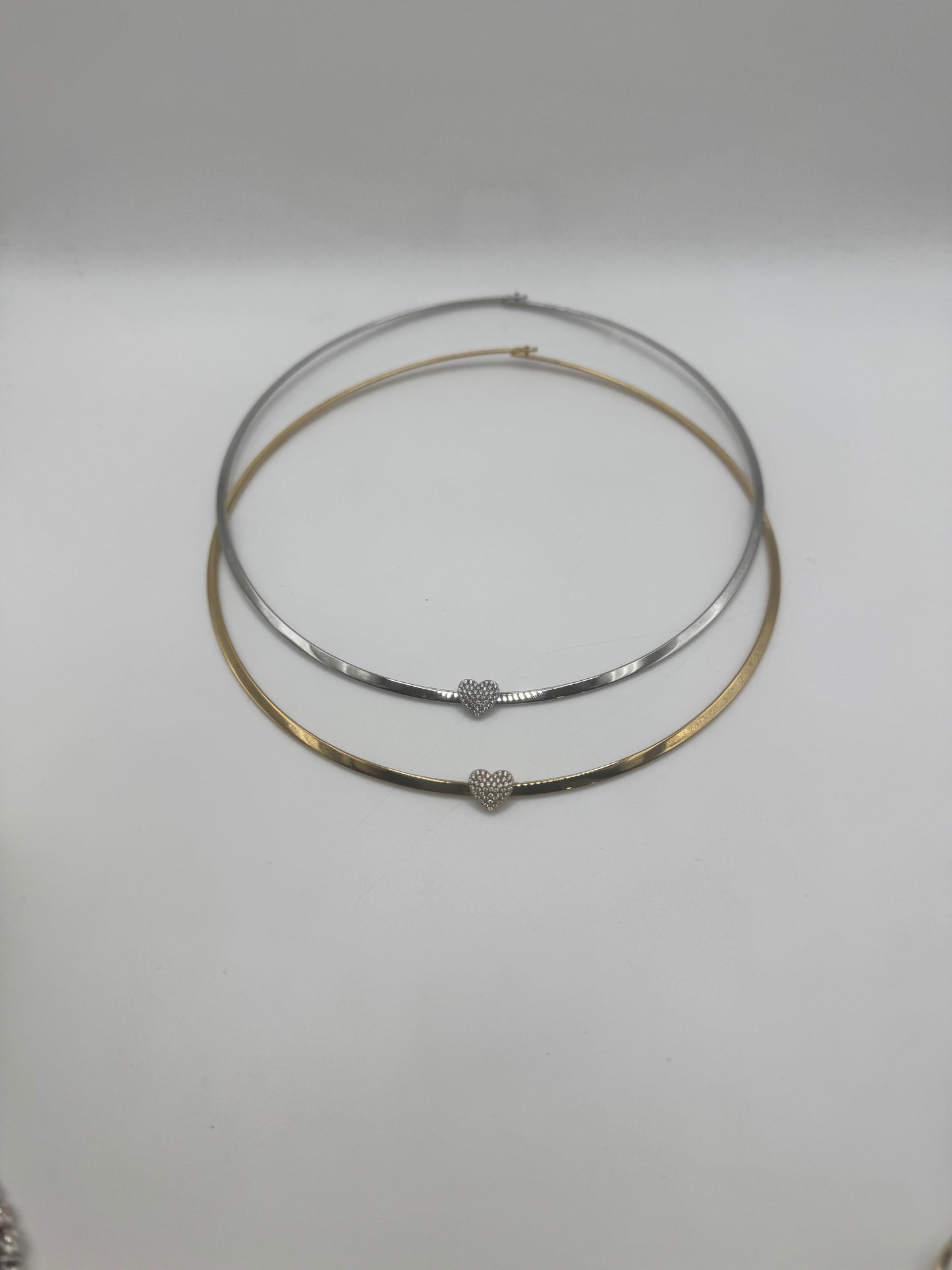 Collier rigido cuore pavè