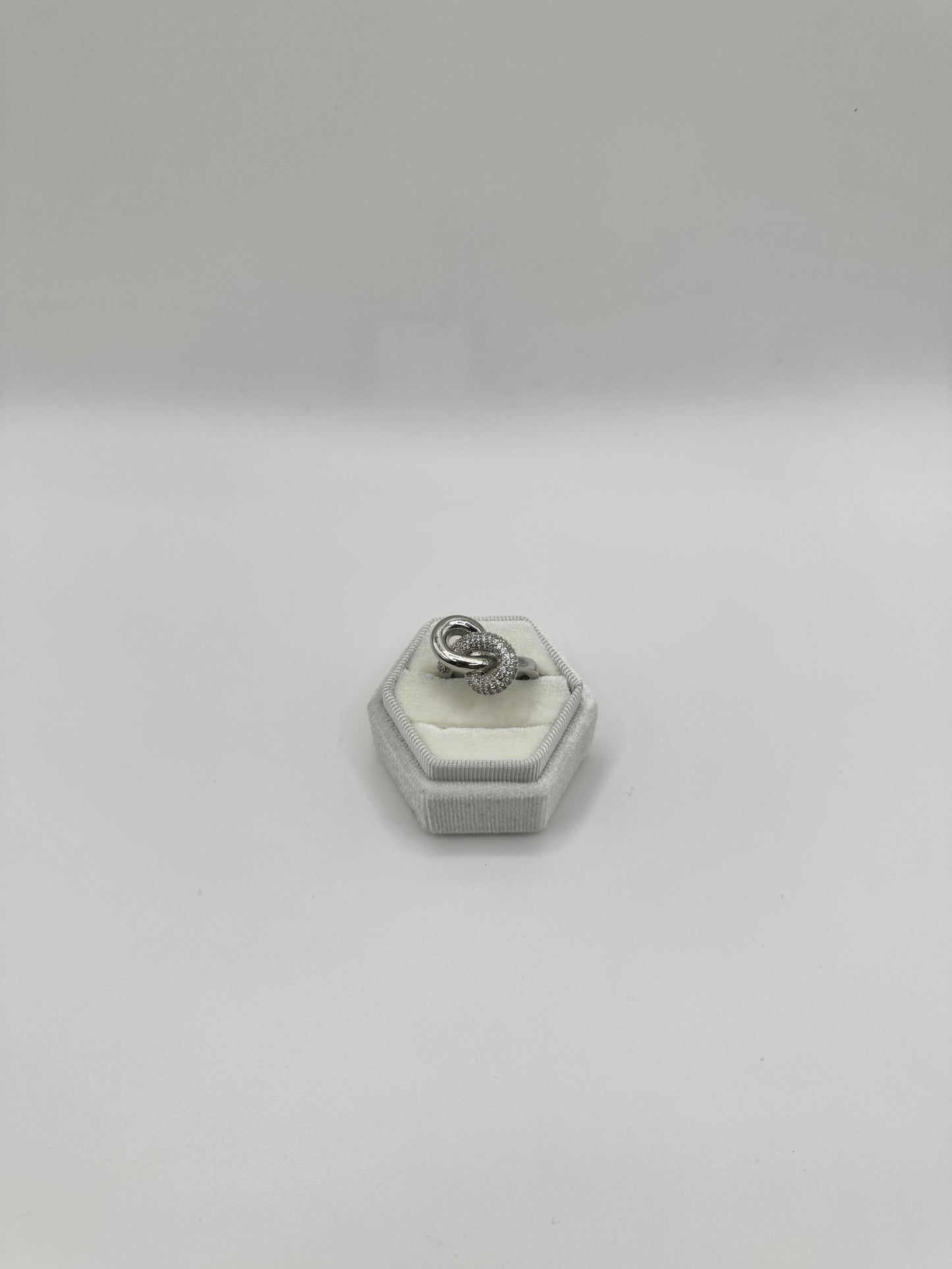 Anello nodo infinity
