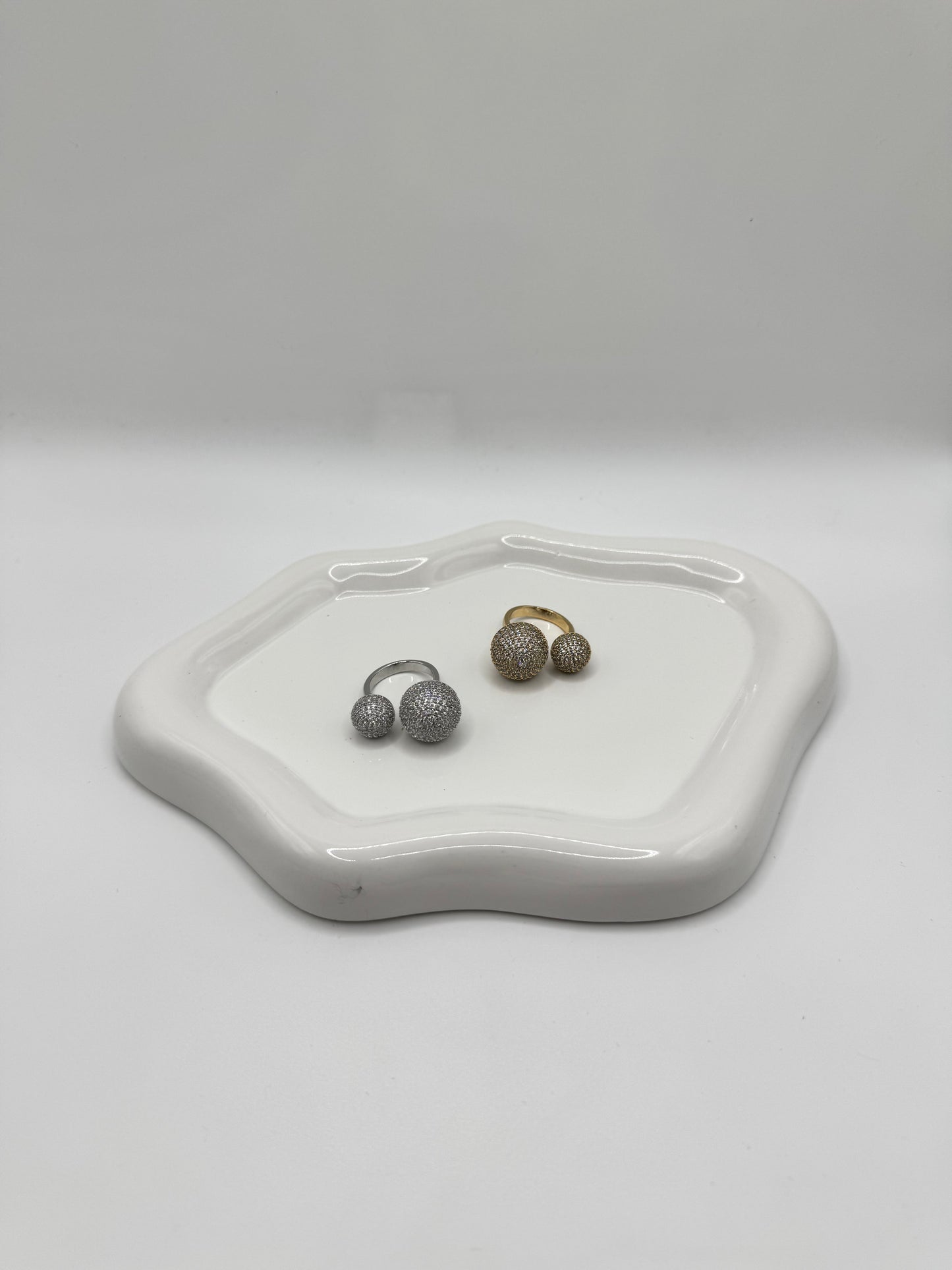 Anello doppia sfera pavè