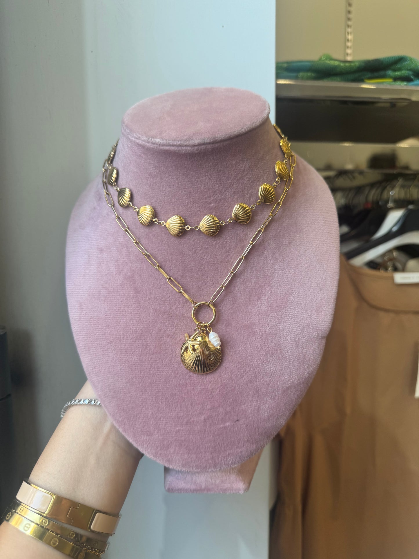Collana conchiglia e perla