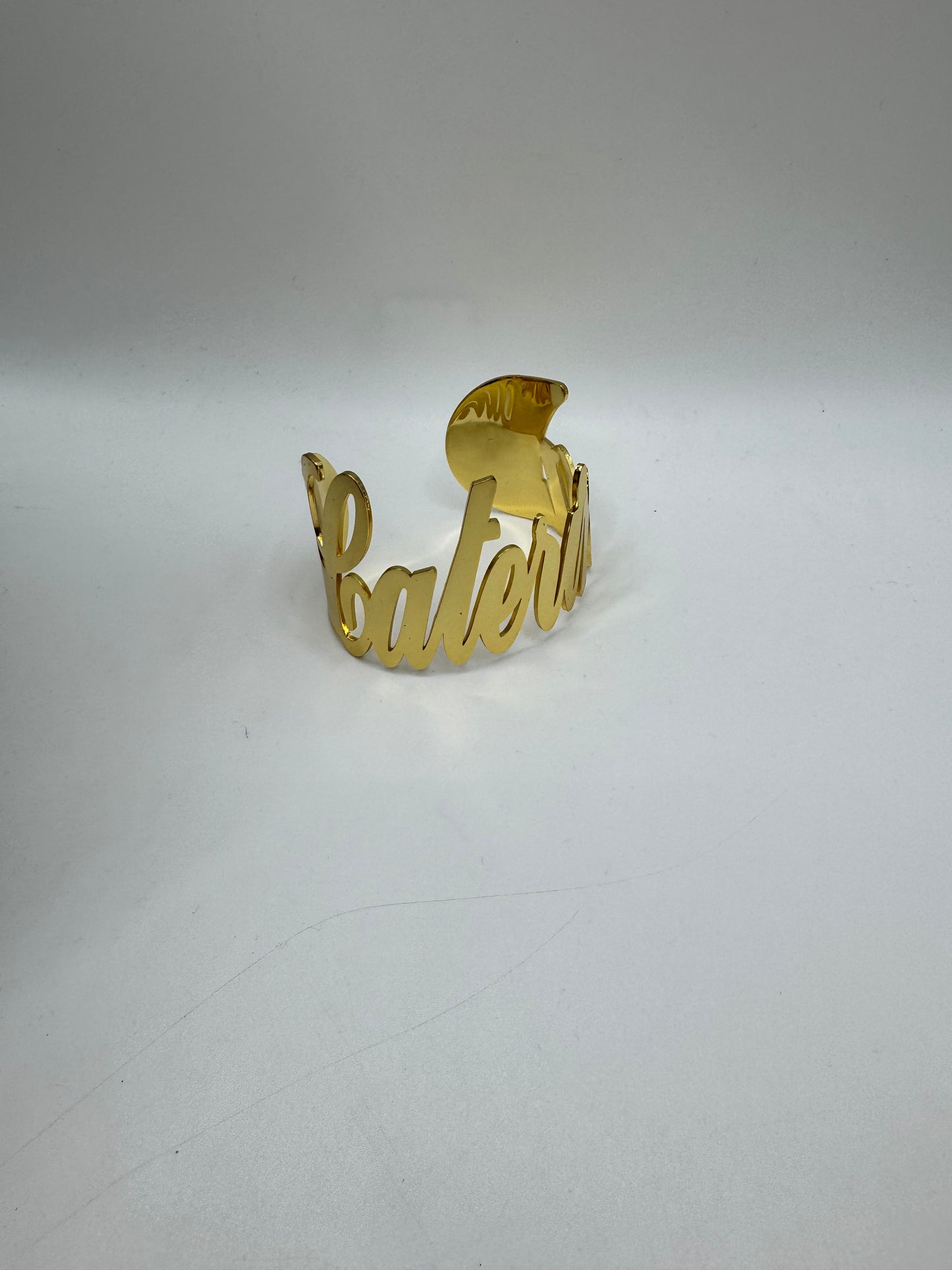 Bracciale personalizzato rigido nome corsivo