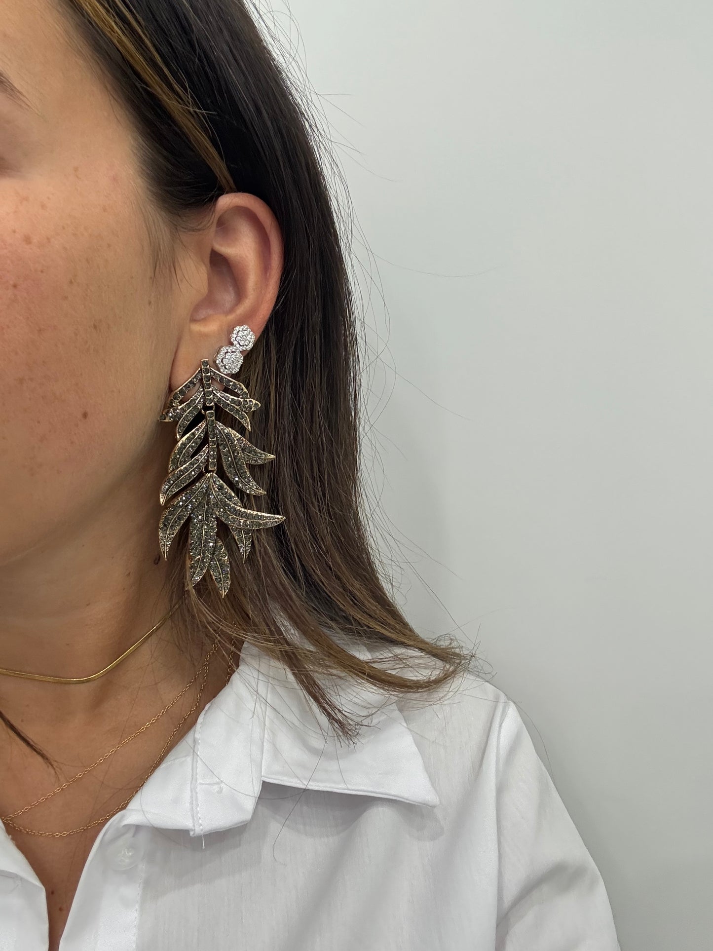 Maxi foglia con zircone verde oliva