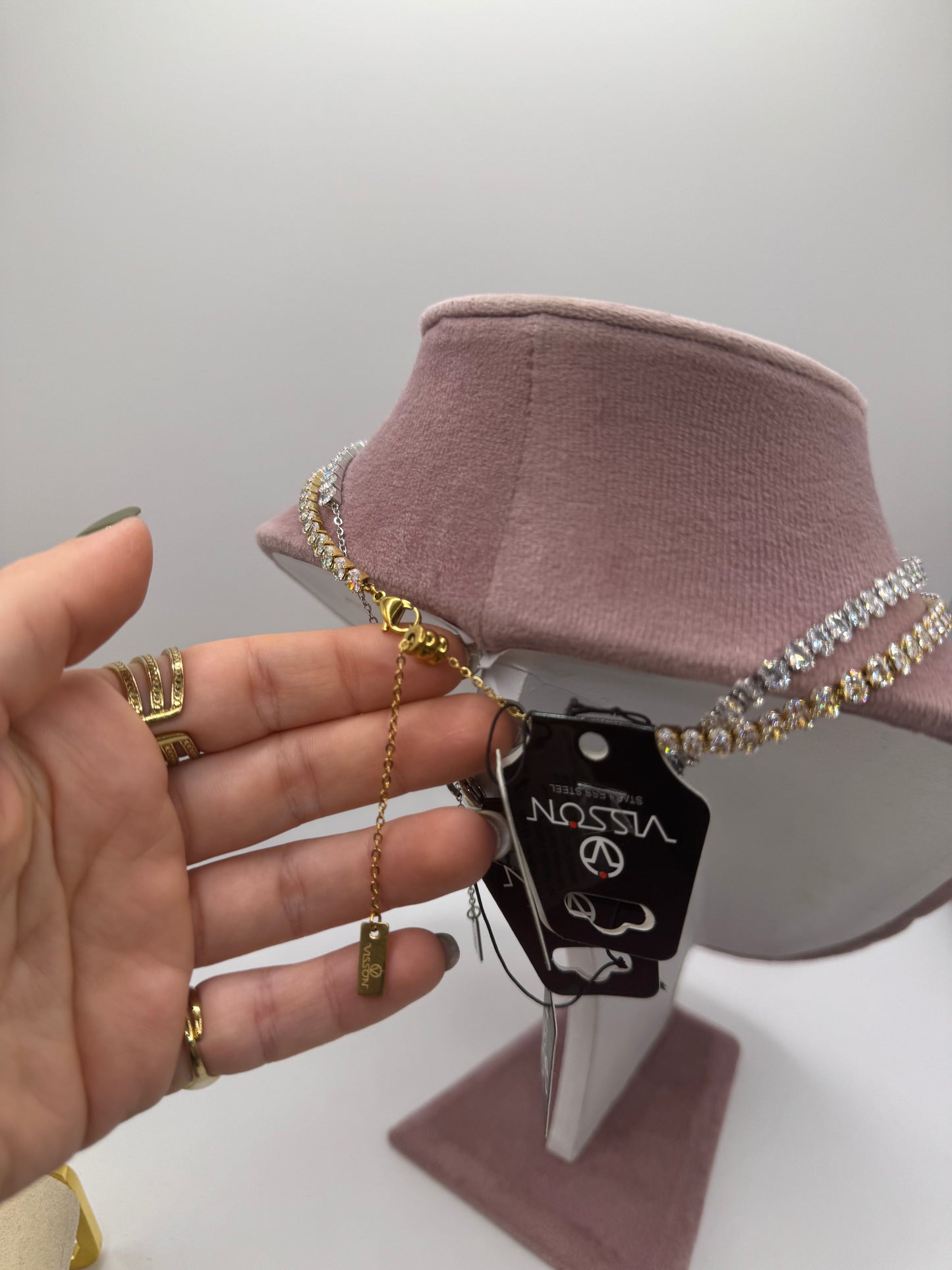 Girocollo tennis taglio ovale