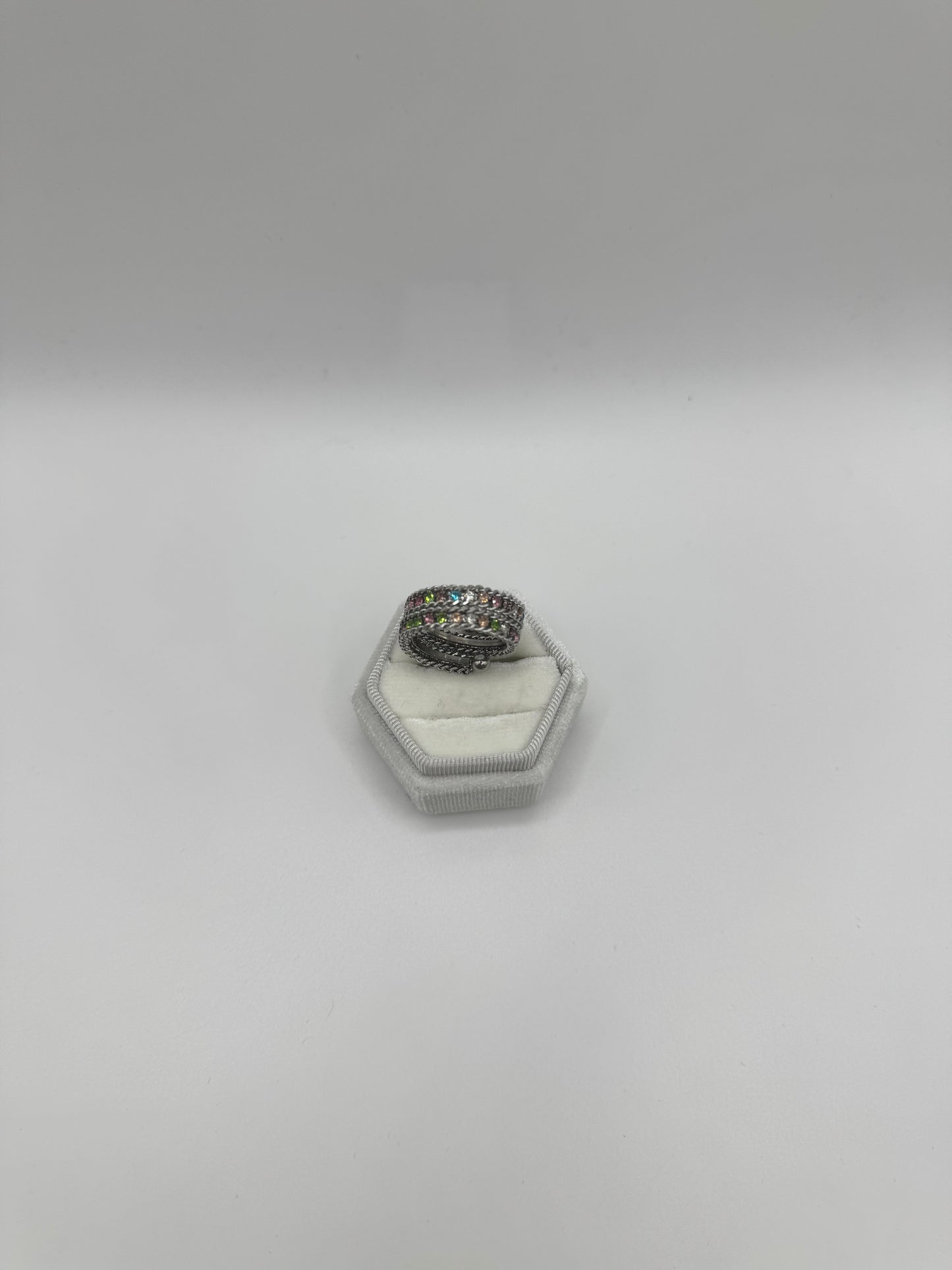 Anello vortice strass