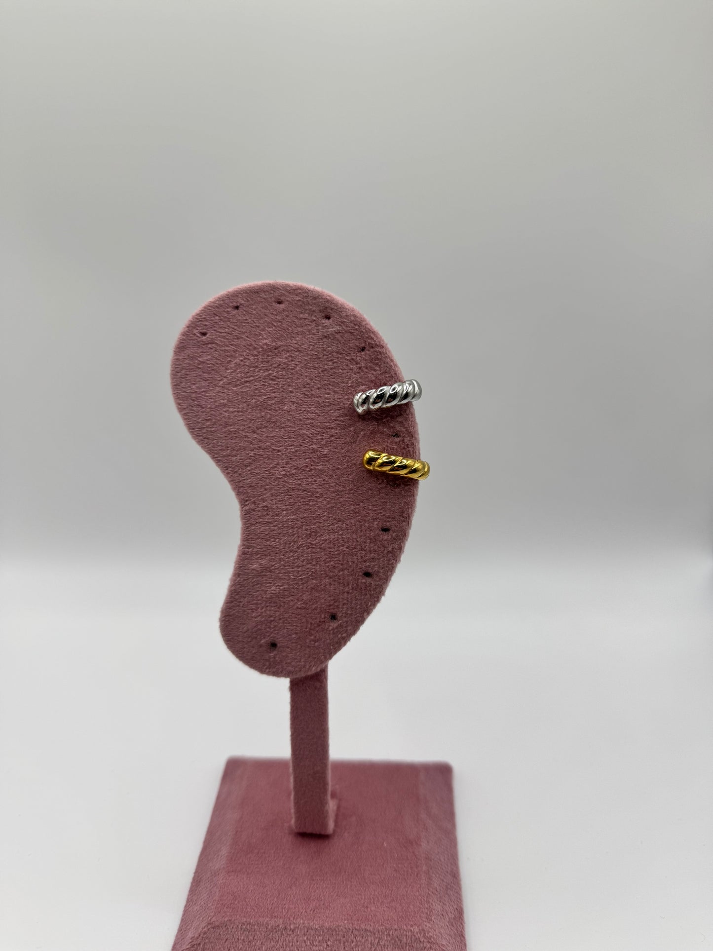 Earcuff torchon bomb