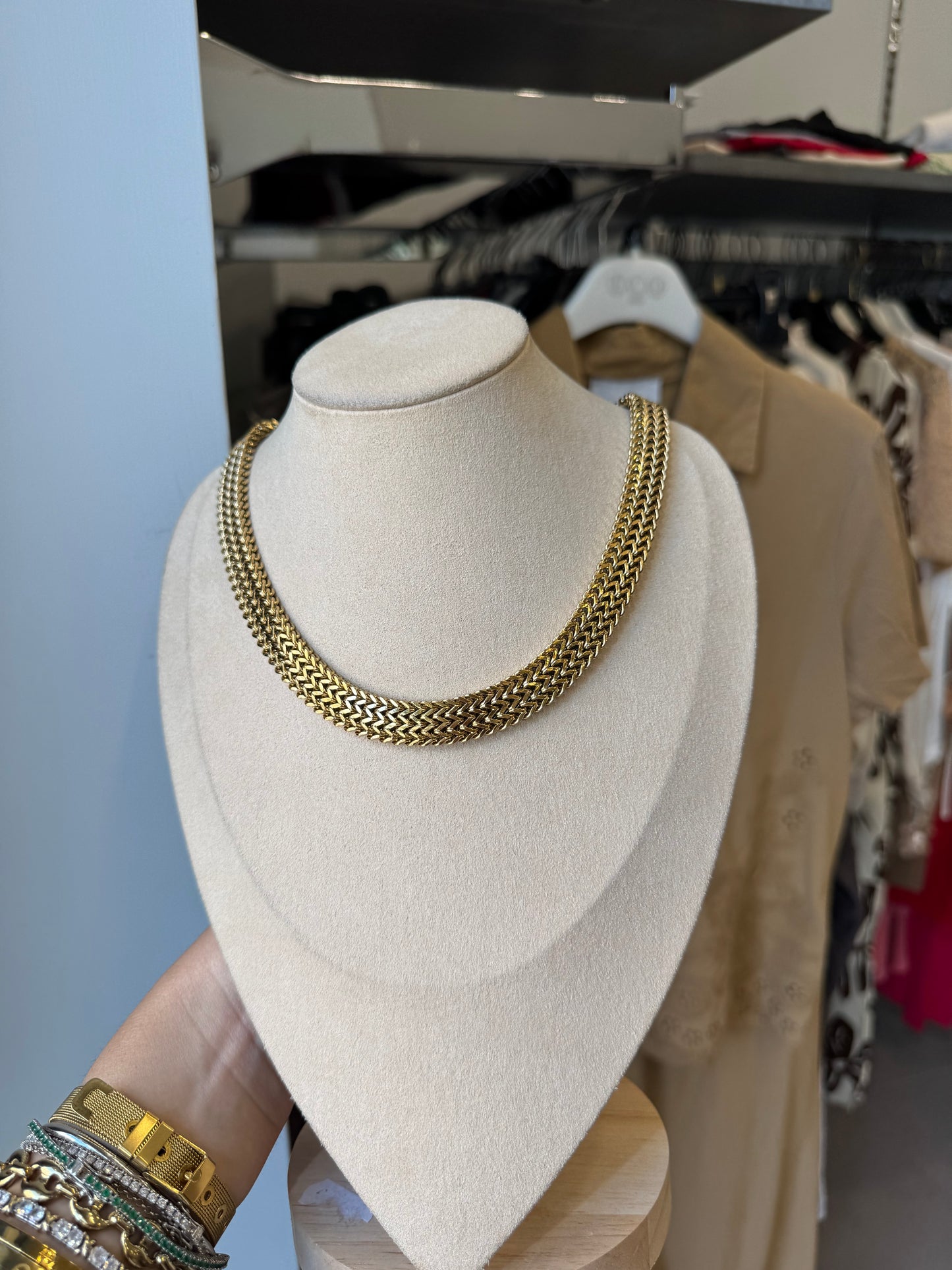 Collier schiacciato