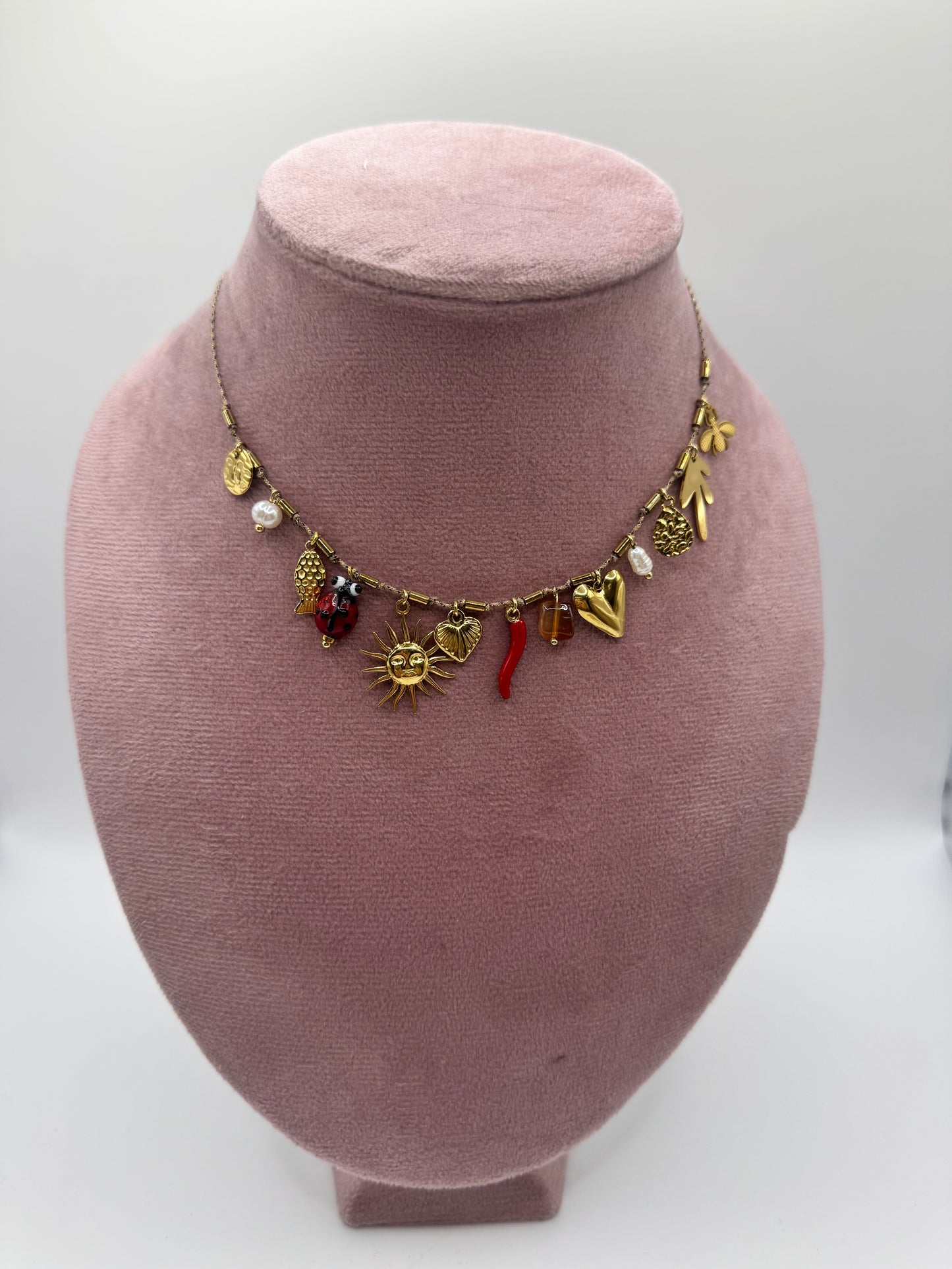 Collana filo charms bronzo