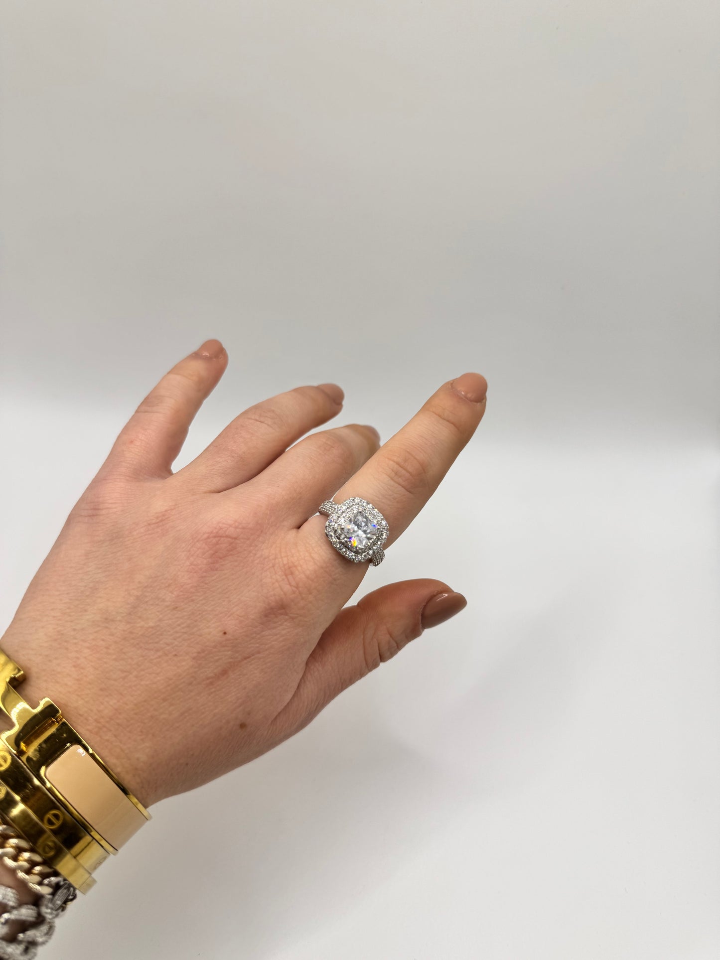 Quadrato diamond ring