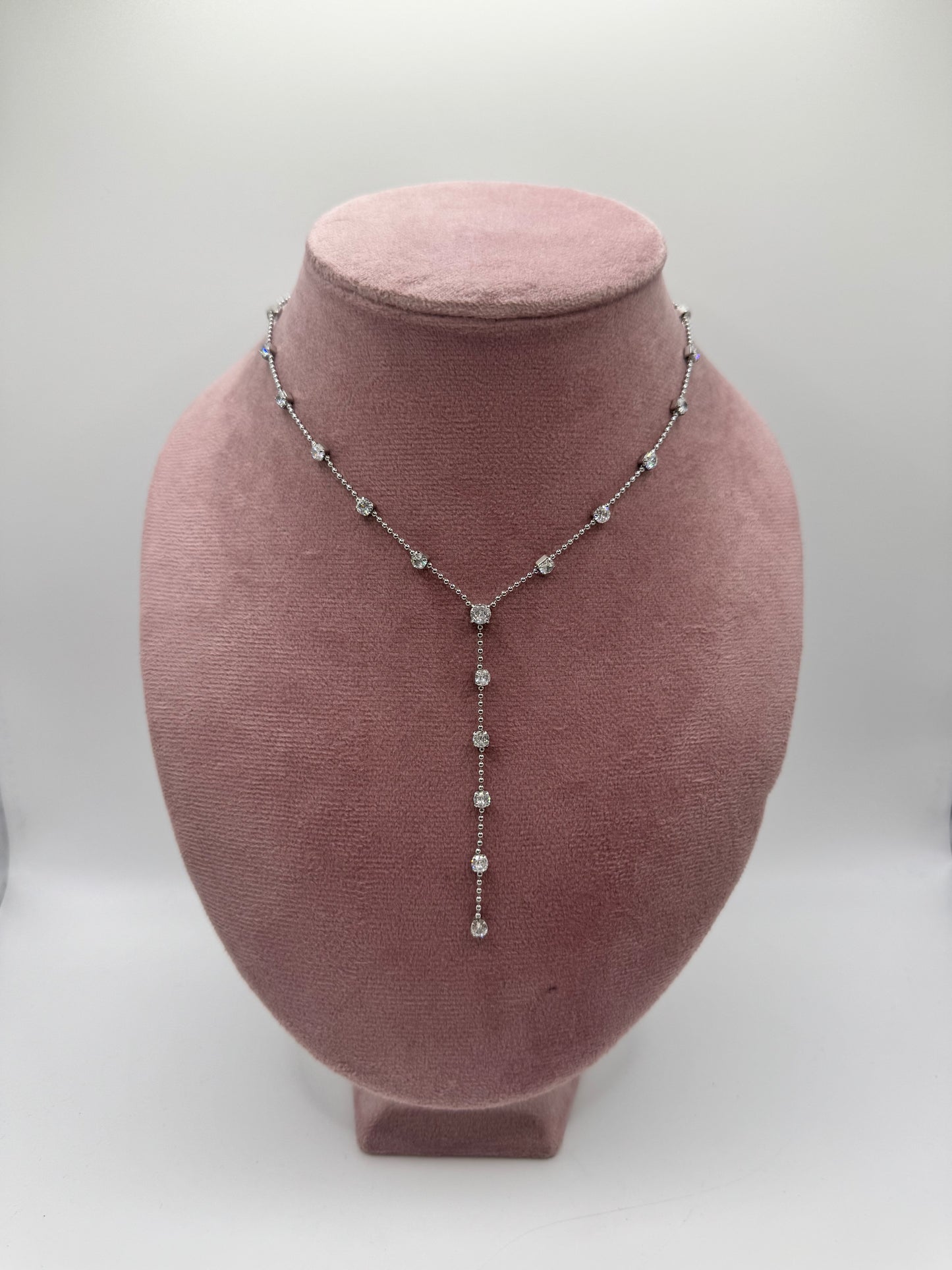 Collana Y punti luce