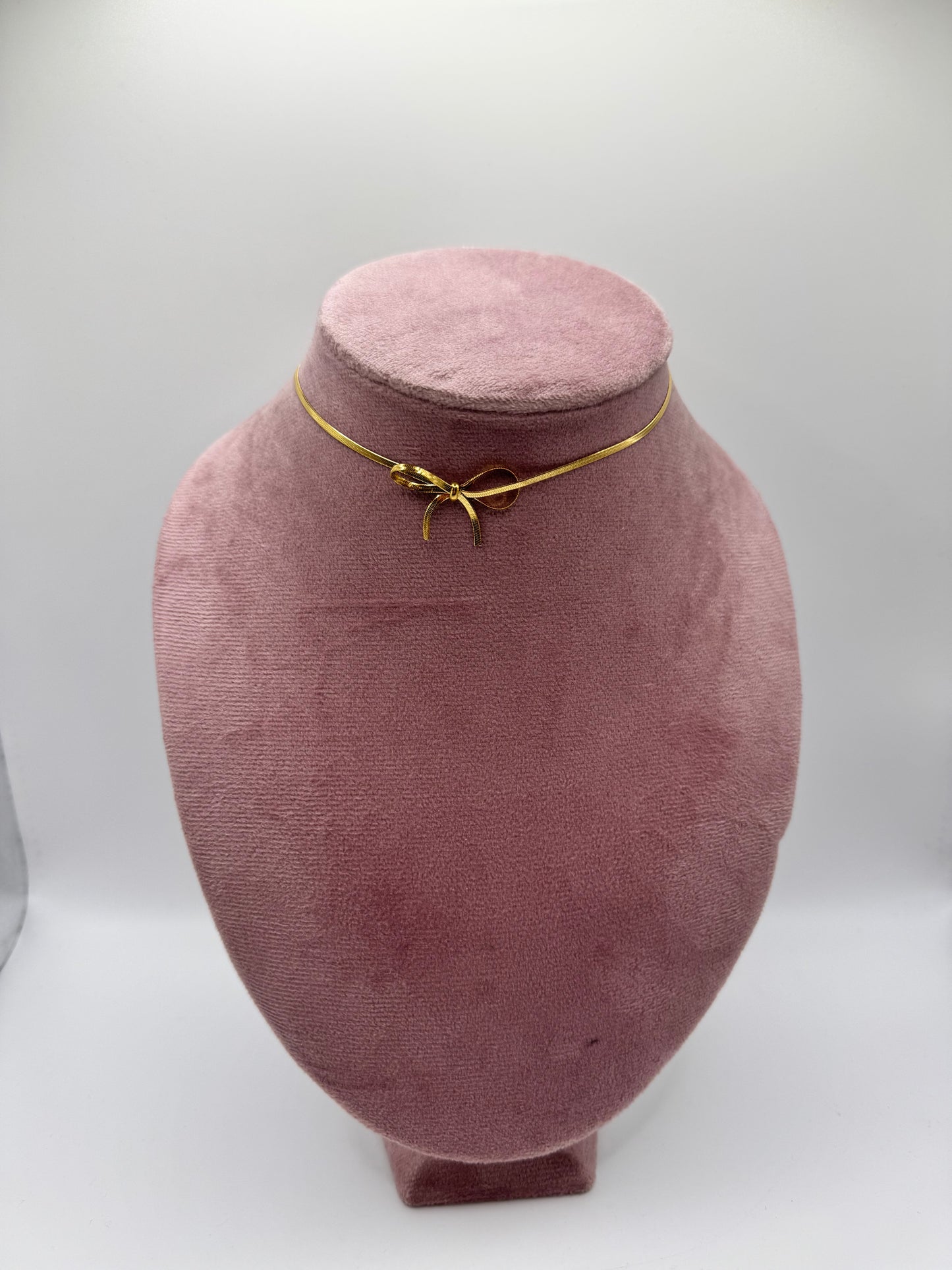 Chocker fiocchetto