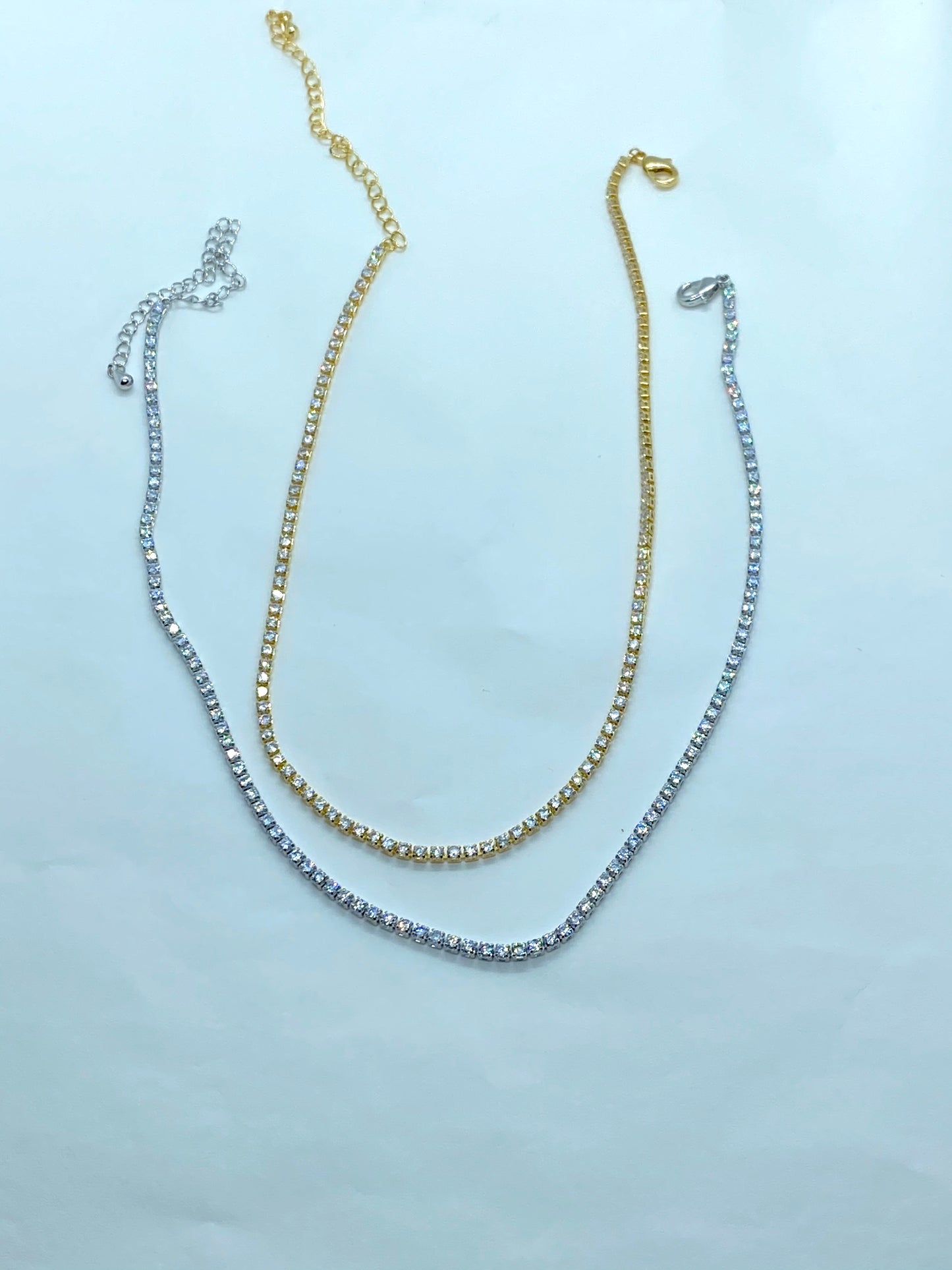 Classic chocker