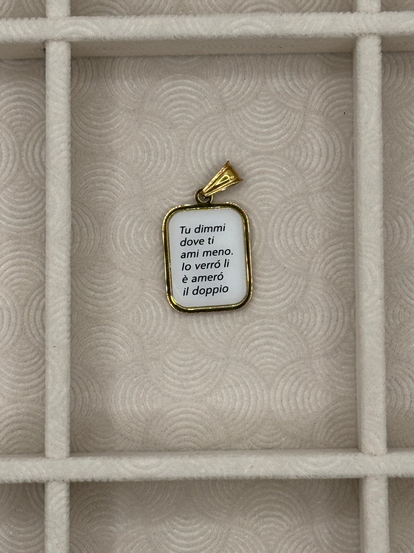 Charms frasi per collane