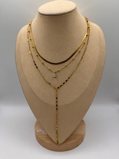 Collana 3 fili punto luce goccia