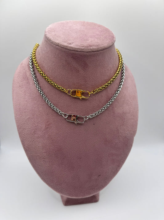 Collana catena con moschettone