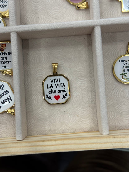 Charms frasi per collane