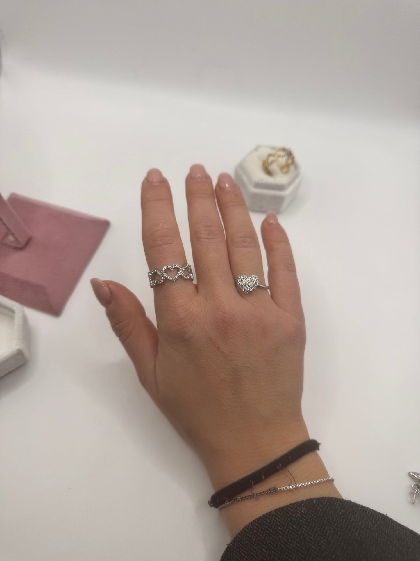 Anello fascia di cuori