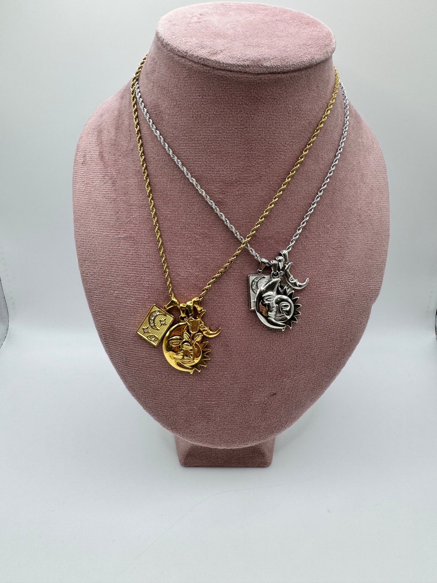 Collana charms universo
