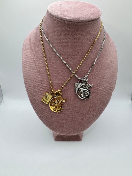 Collana charms universo