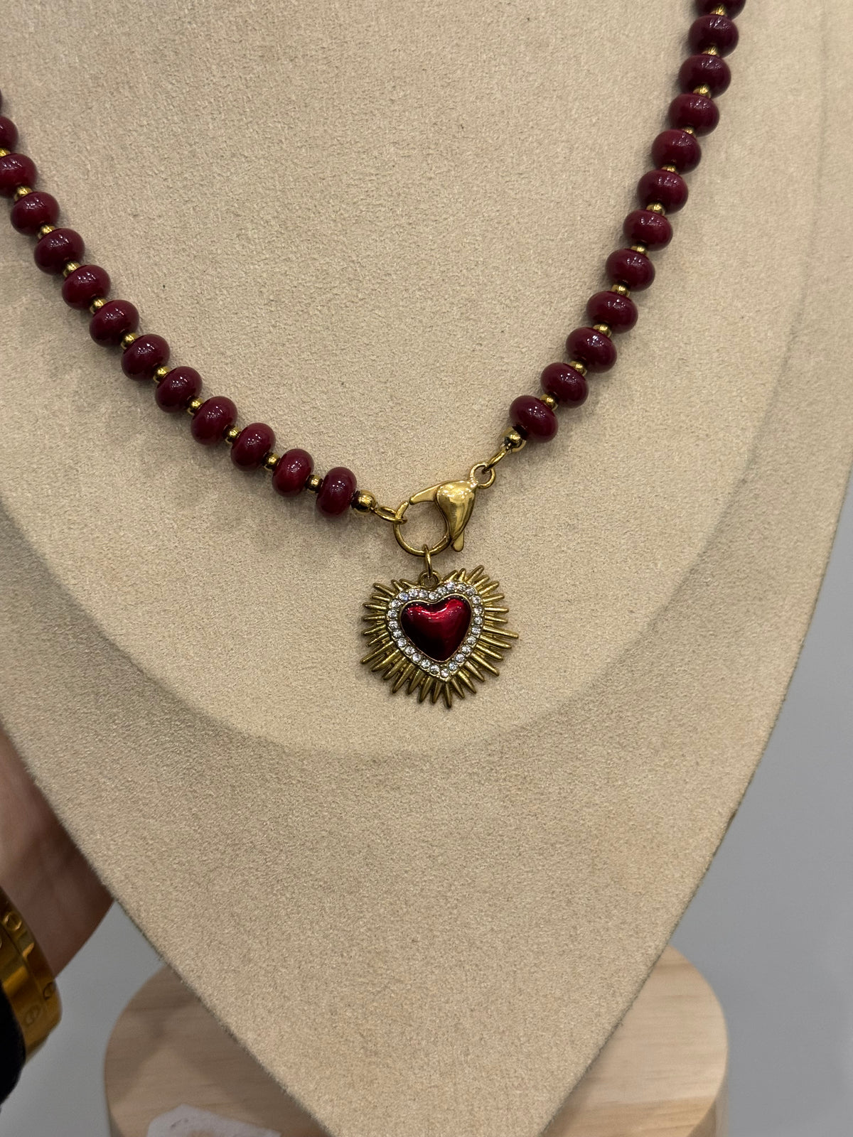 Charm cuore sacro rosso