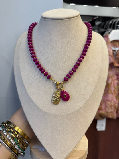Charm pietra