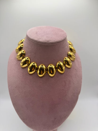 Collier ovali