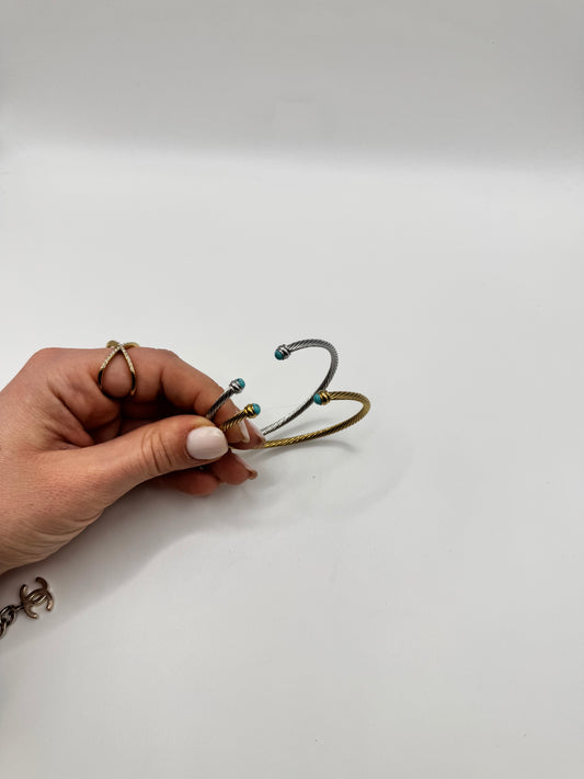 Bracciale rigido turchese