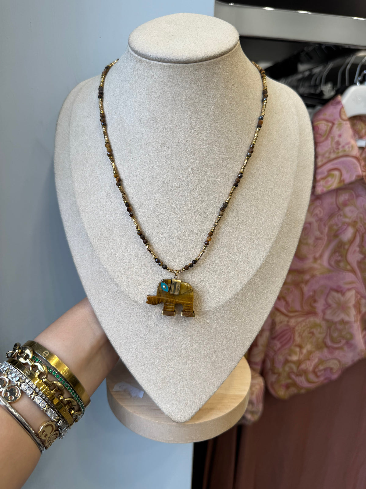 Collana elephant