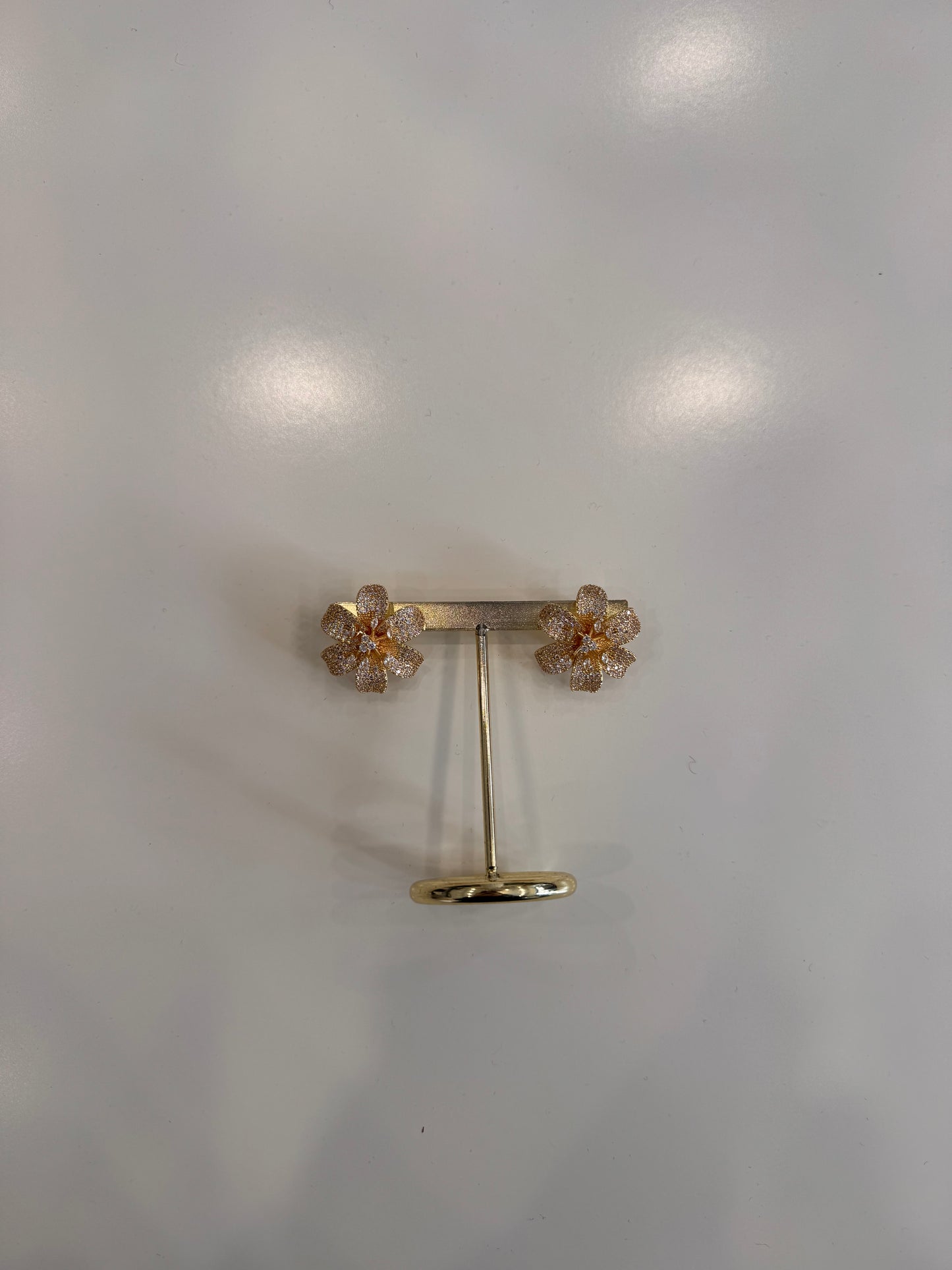 Flower chic earrings