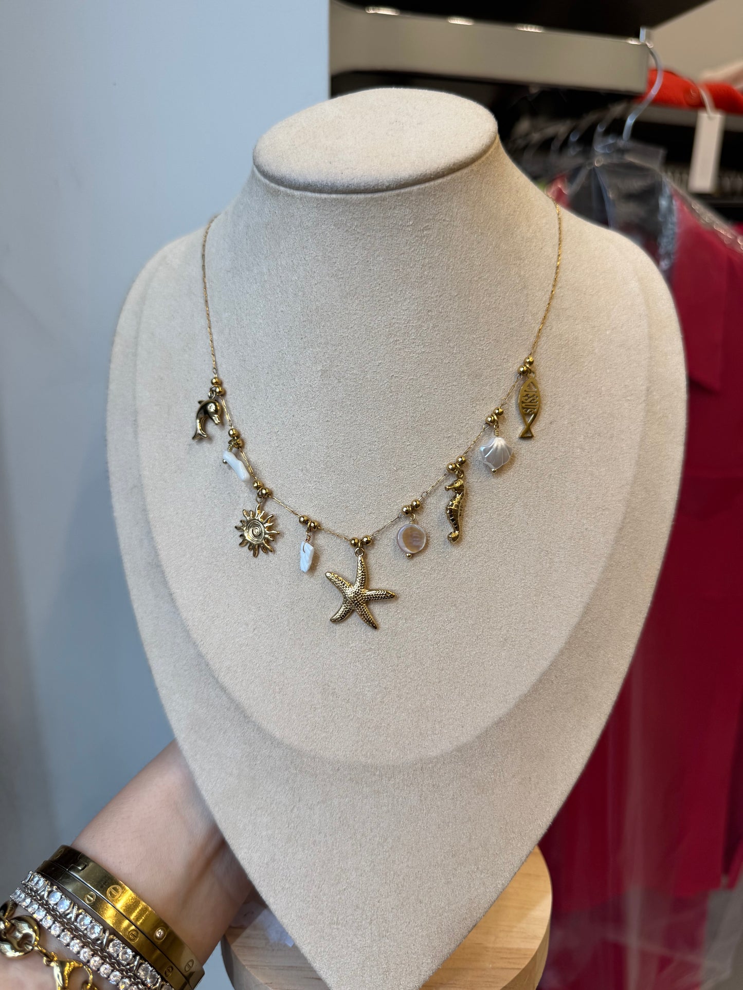 Collana charms filo invisible