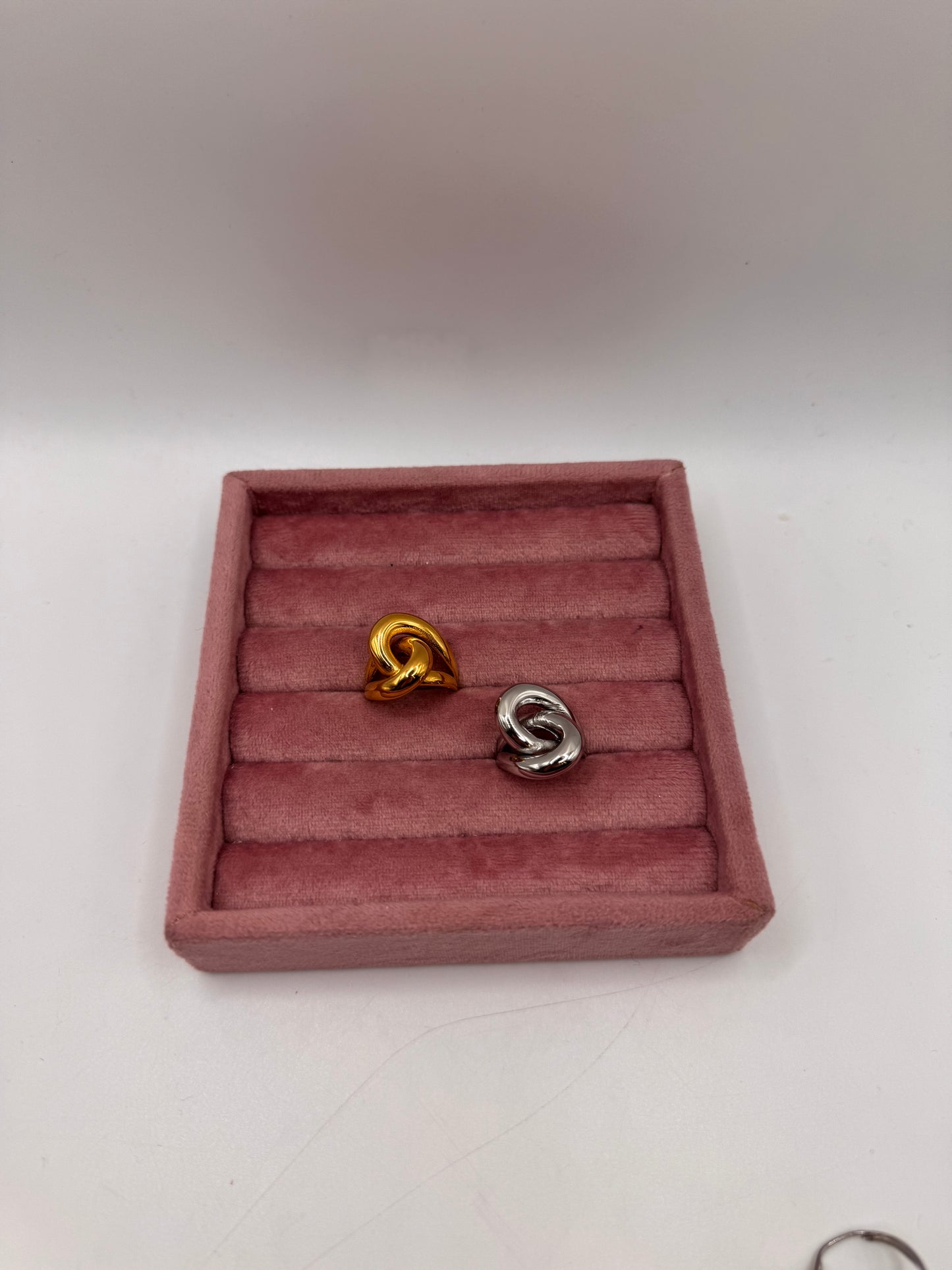 Anello nodo bomb