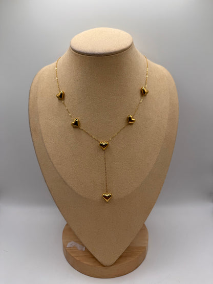 Collana y cuori bomb
