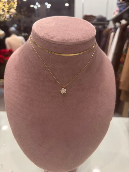 Collana doppio filo punto luce flower