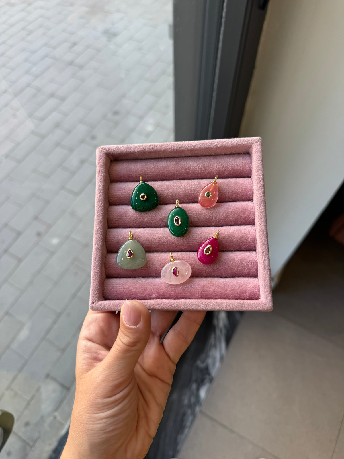 Charm pietra