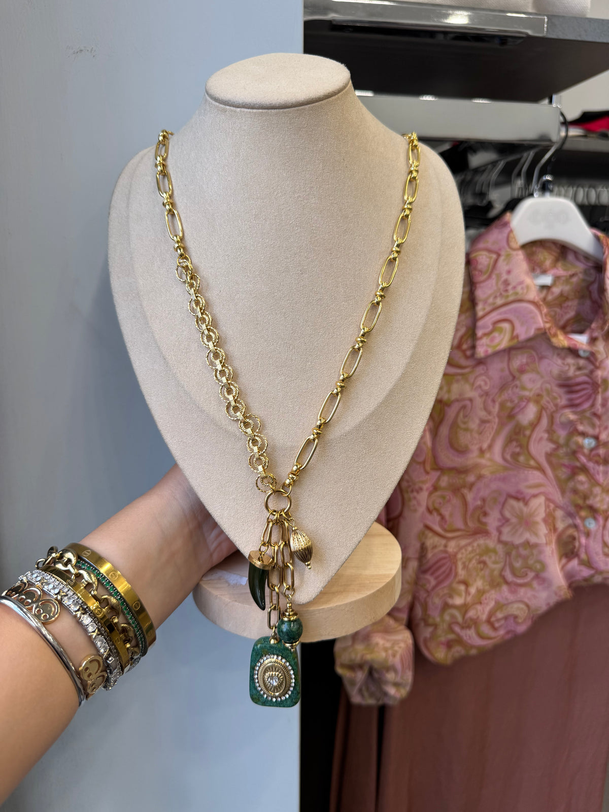 Collana long charms