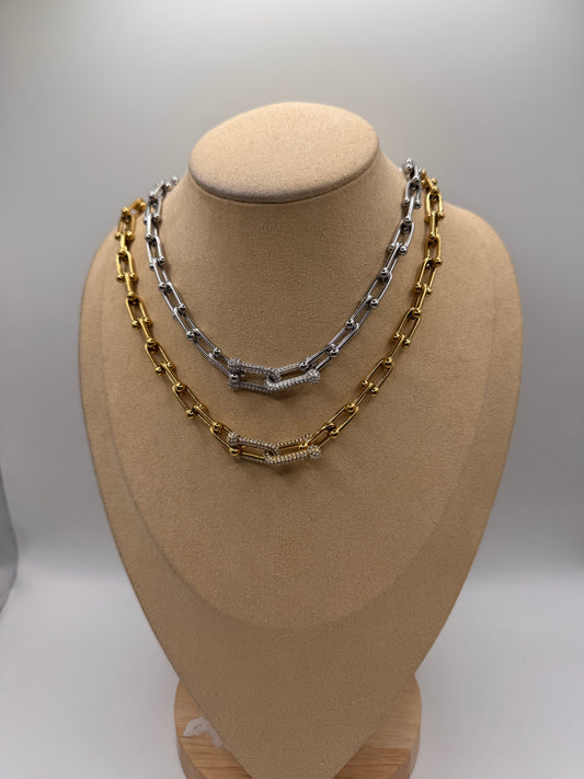 Collana catena T