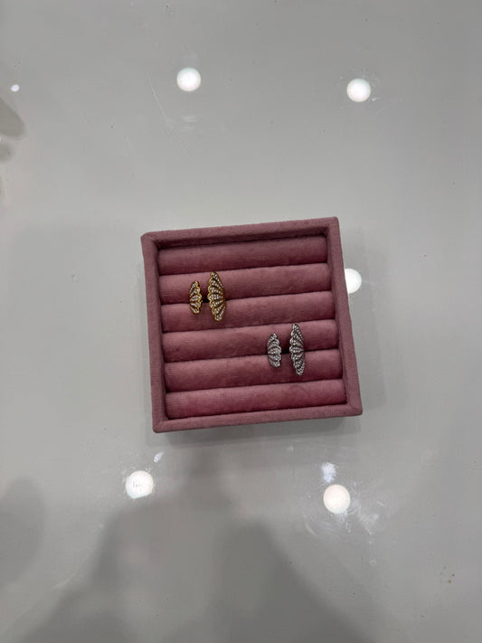 Anello ala pavè