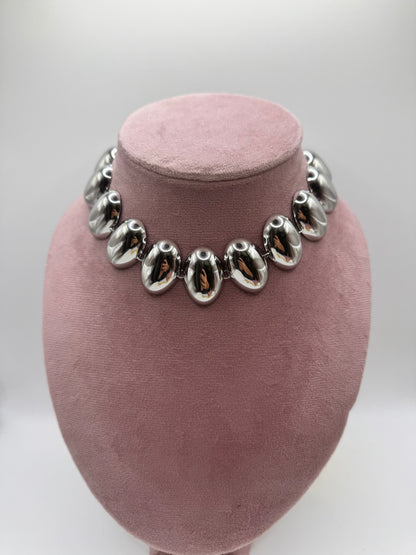 Collier ovali