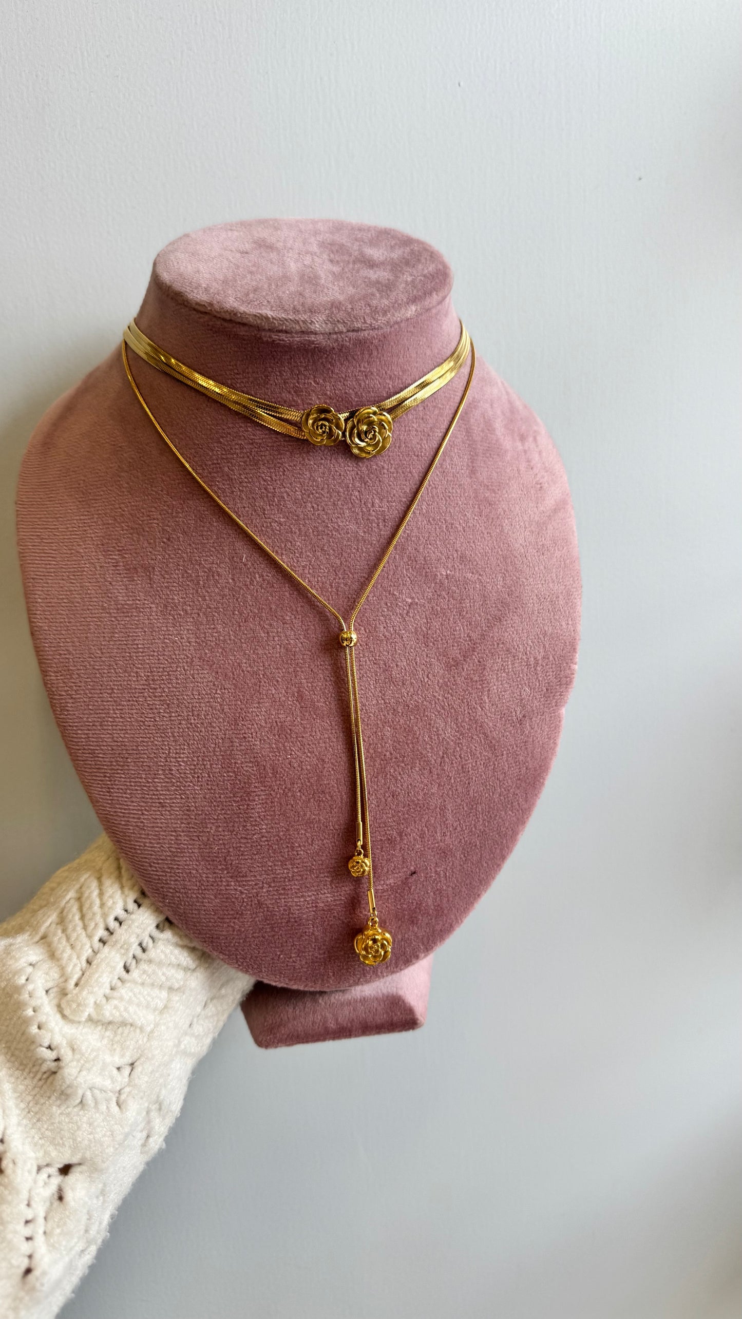 Laccio con rose