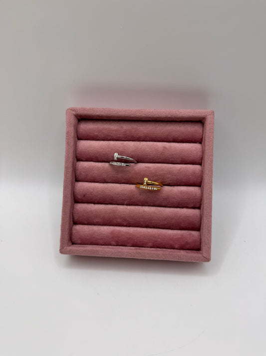 Anello chiodo zircon regular